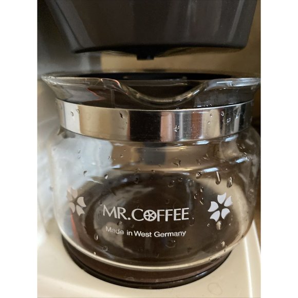 Mr. Coffee Jr 4 Cup Drip Coffee Maker Brewer Compact Mini Vintage Model JR-4 - Picture 8 of 8